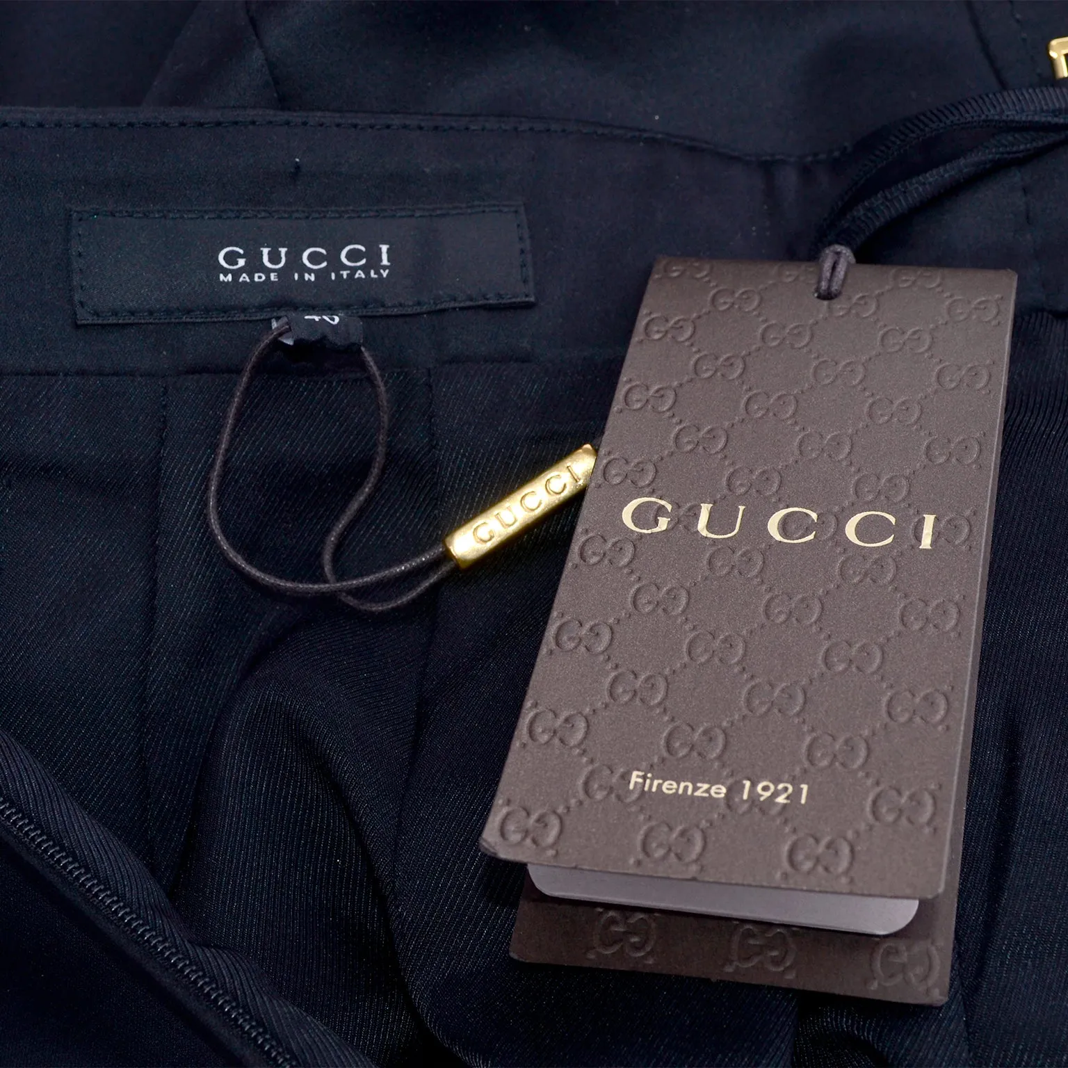 2011 Gucci Black Pencil Skirt W Gold Buckles & Leather Tassels Deadstock