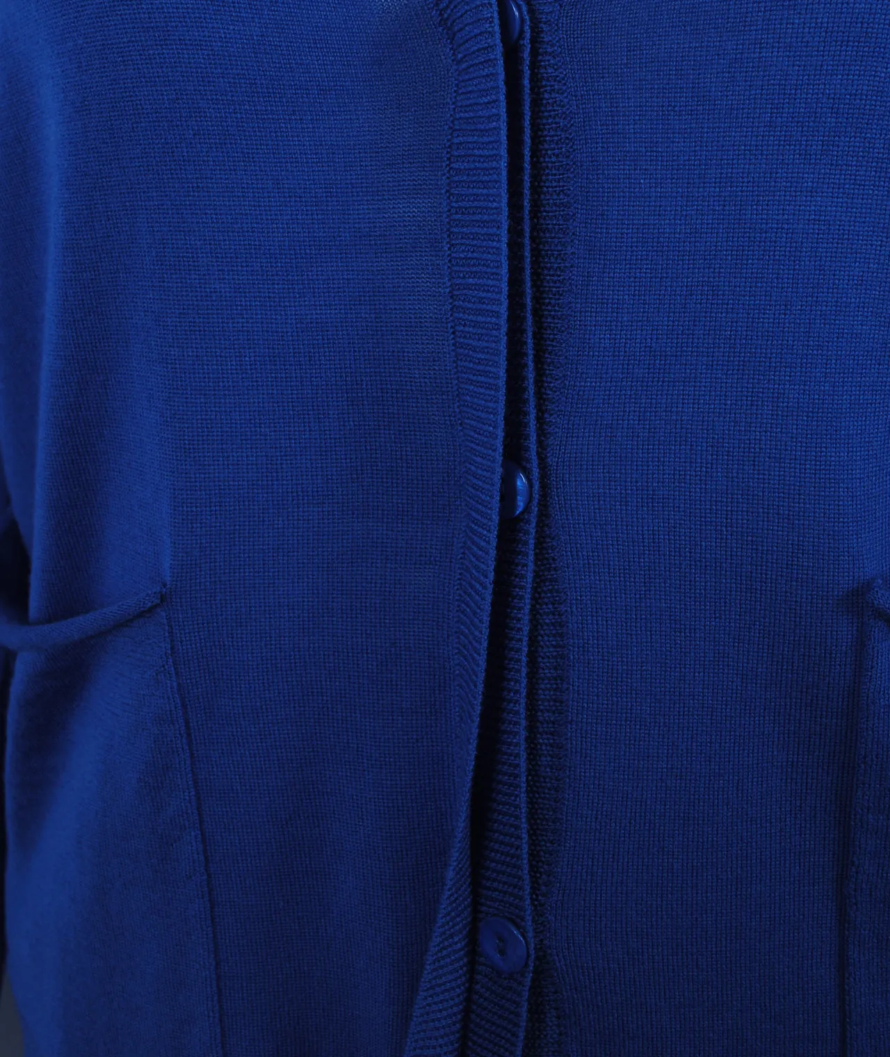Cardigan 3Lesley