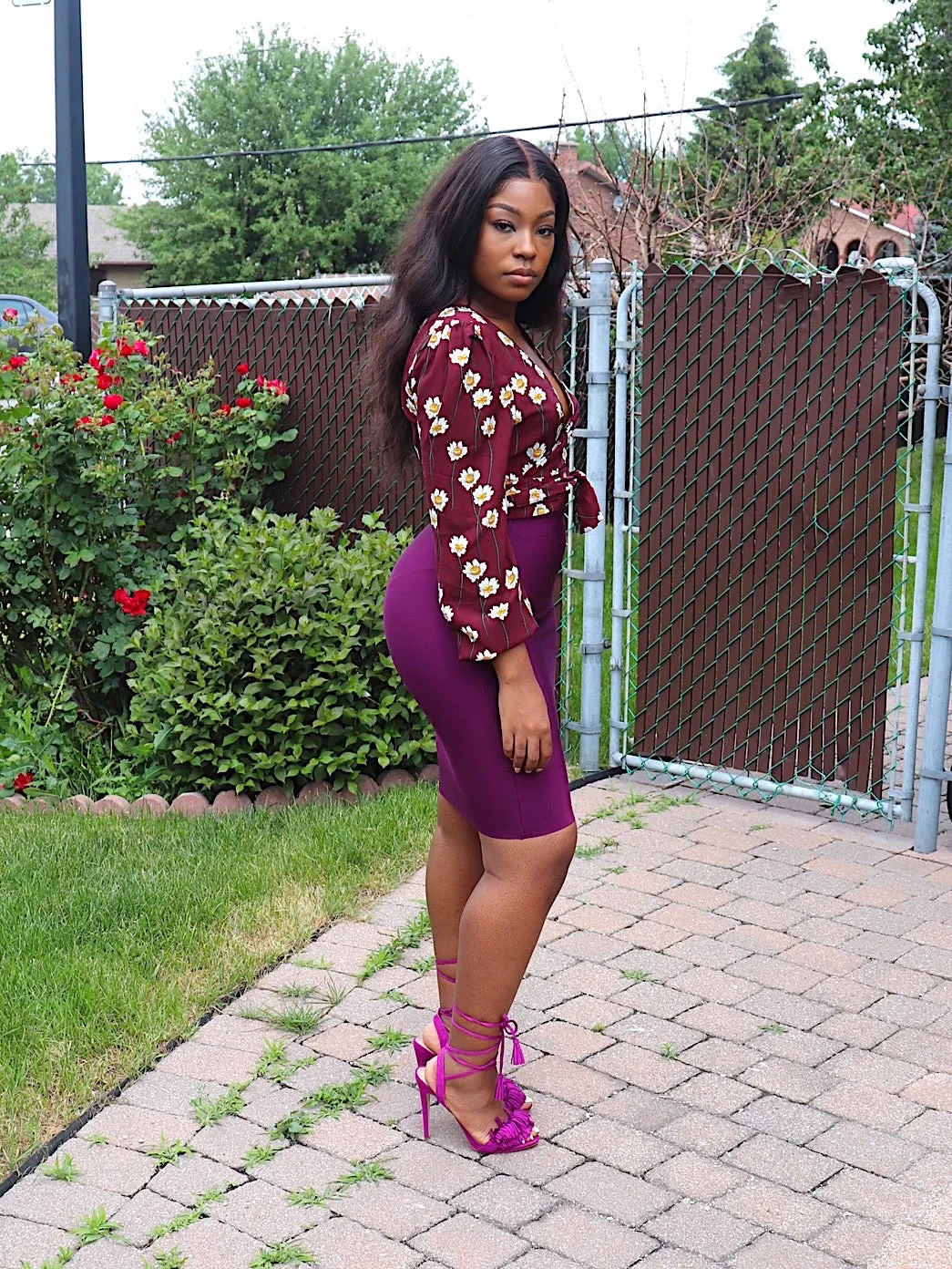 HIGH KNEE Midi Bandage Skirt in Plum